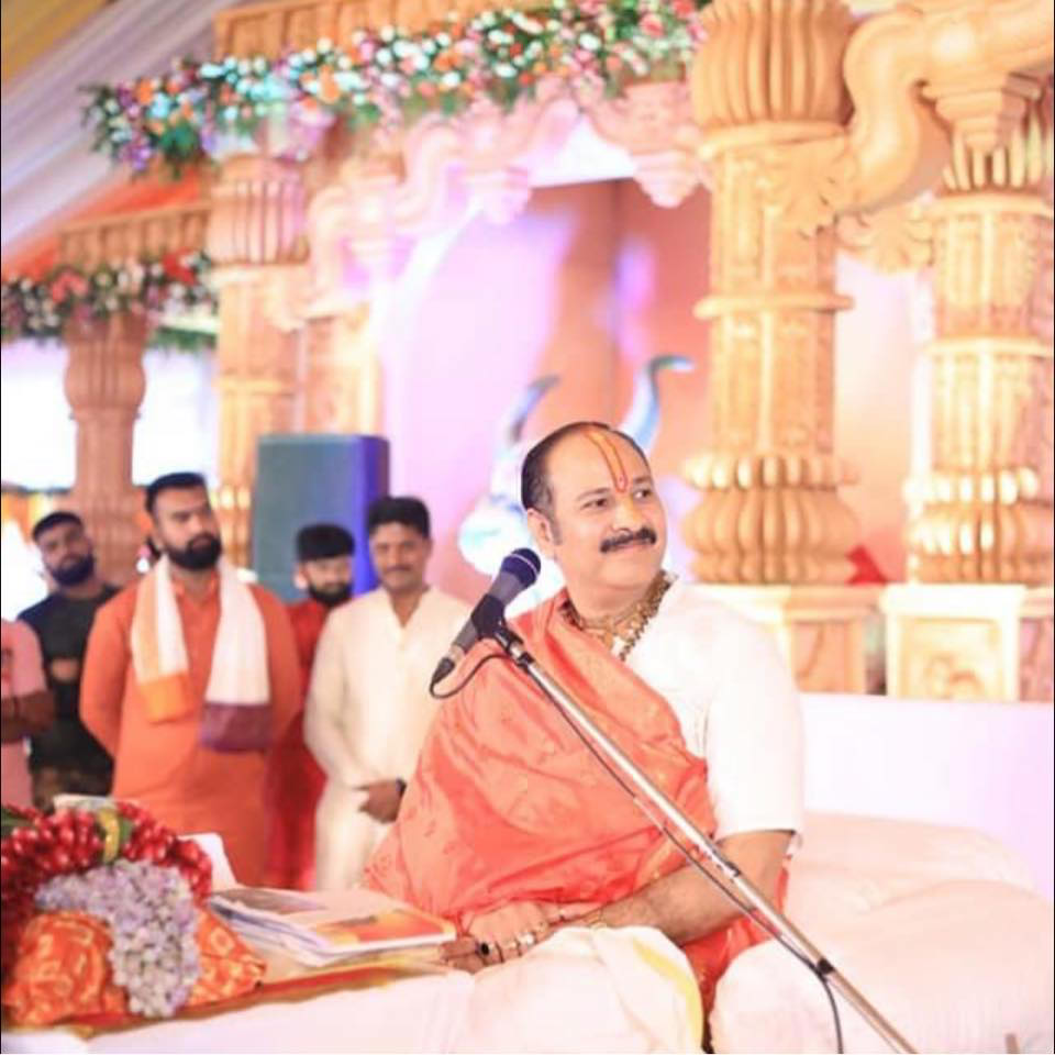 Day - 04 | श्री शिव महापुराण कथा | Pandit Pradeep Ji Mishra 🕉️ ...