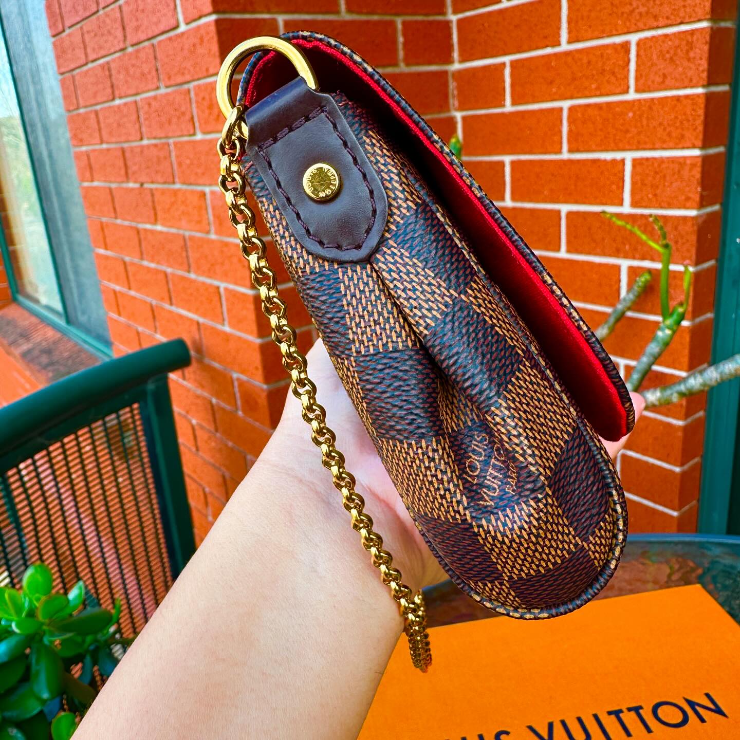 LV LOVER BY P