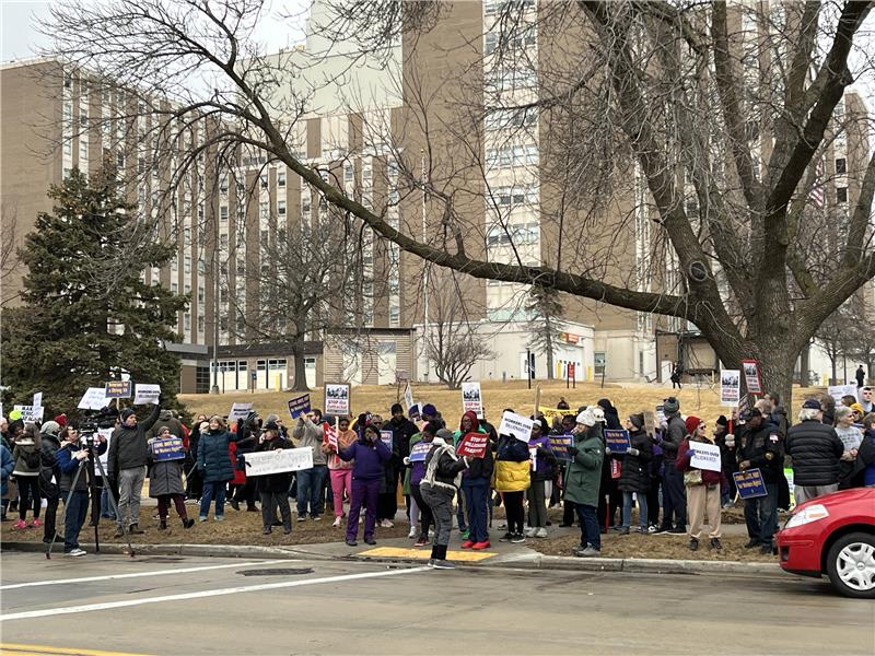CBS 58 - HAPPENING NOW: More than 200 people peacefully... | Facebook