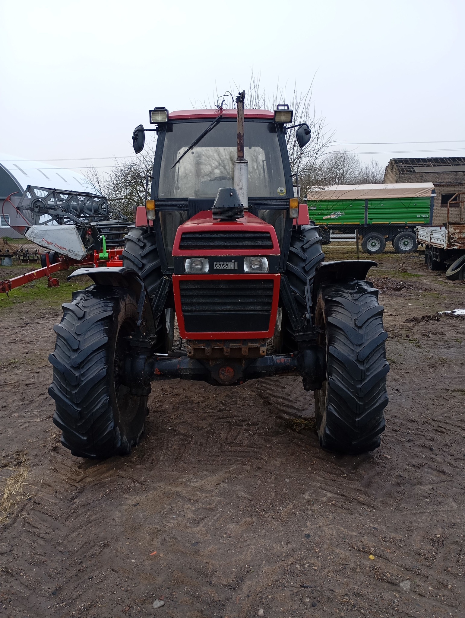 Parduodu case 1594 6 cilindrų variklis su turbina +-120ag Su
