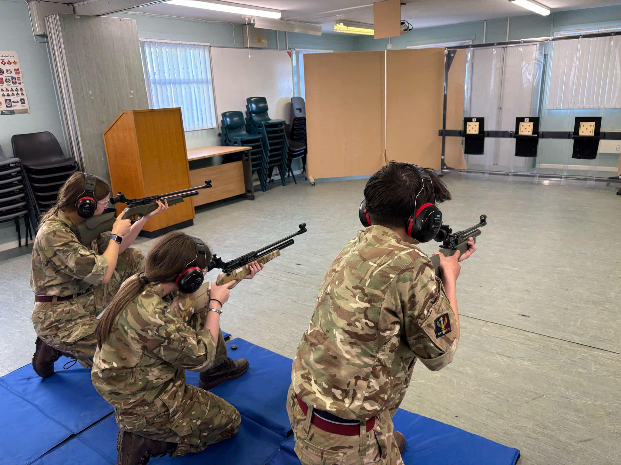 833 Antrim Squadron RAF Air Cadets - On Sunday 11 Cadets from 817 ...