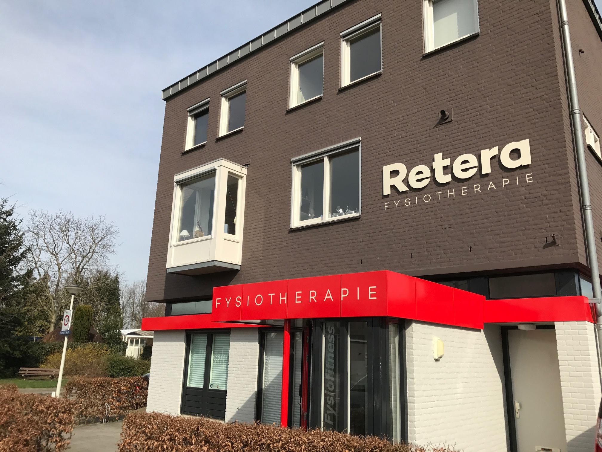 Buro Target - De kers op de taart... Na de huisstijl en...