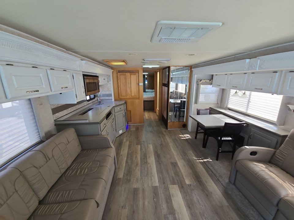 2003 Holiday Rambler Scepter 38PST Diesel Pusher Remodeled on the ...