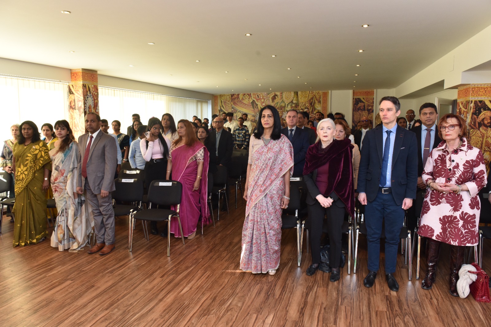 Faszinierend Botschaft Sri Lanka Bild