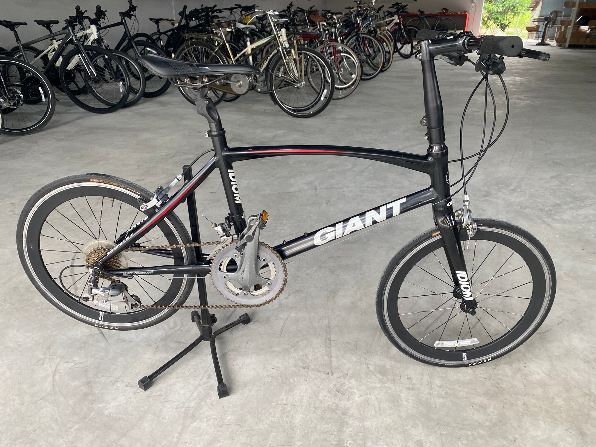 Giant IDIOM - bánh 20inch*
