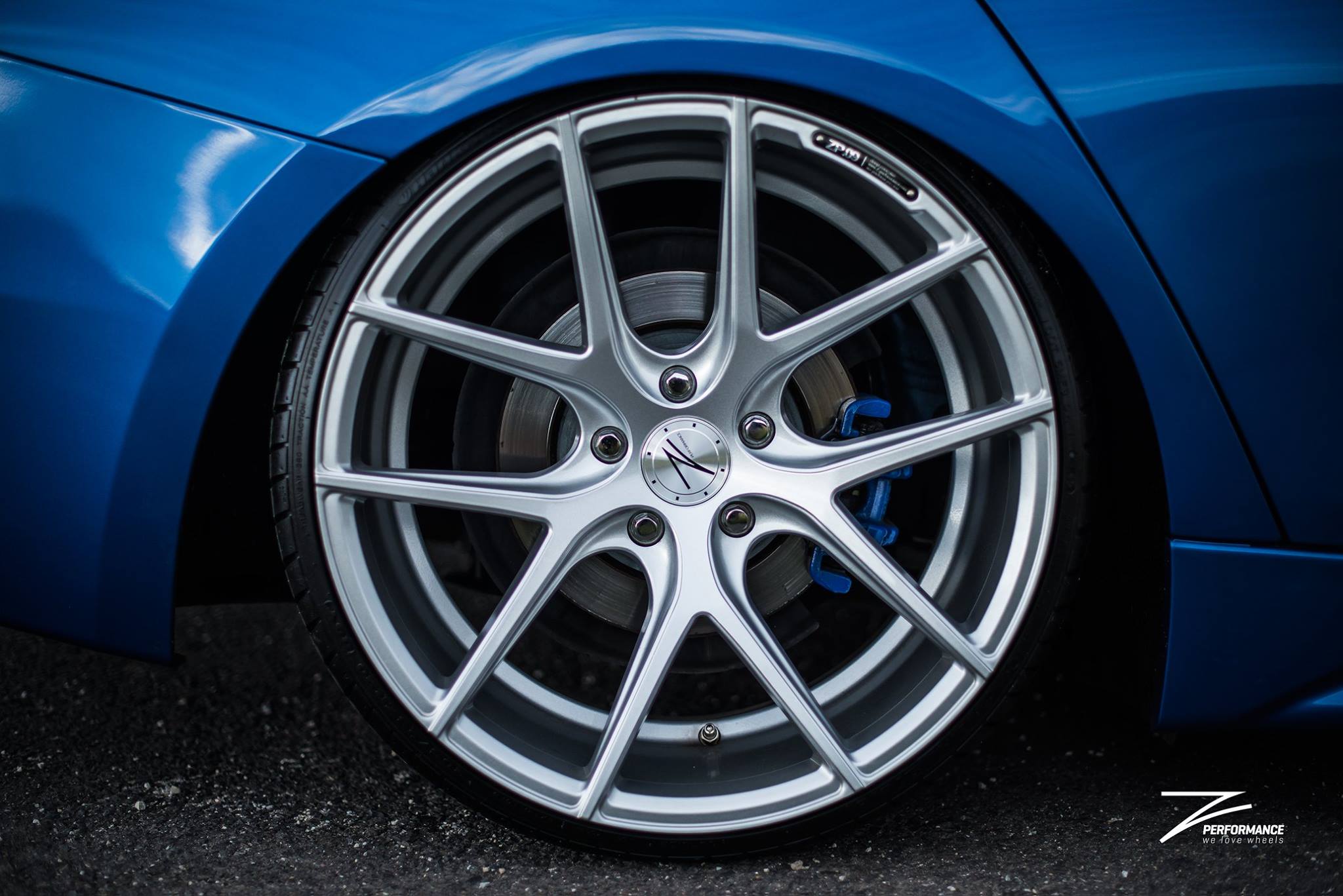 eSixty BMW E60 5er on ZP.EIGHT | Deep Concave in Sparkling Silver