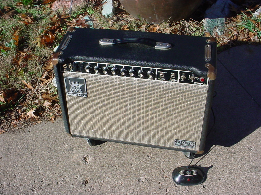ICTGuitars - Mid 1970's Music Man 210-RD 100 - sweet... | Facebook
