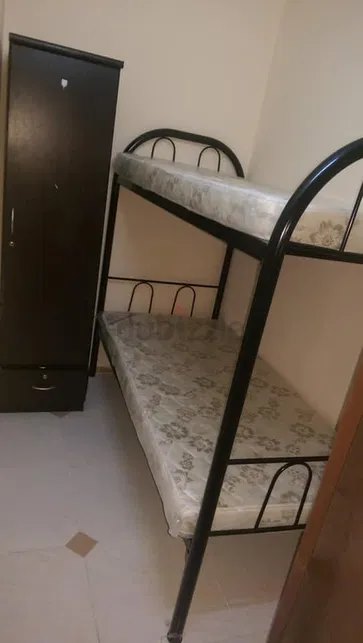 Partition for Rent in al Rigga Any Nationality | Dubai