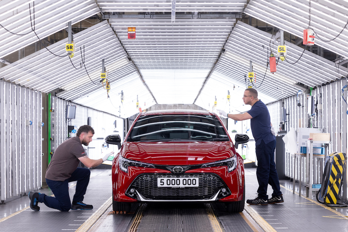 Auto-Geipel - Meilenstein für den Toyota Corolla - Fünfmillionstes ...