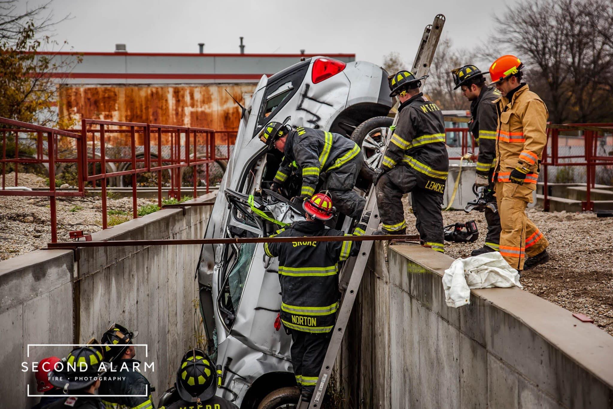 McHenry... - McHenry Township Fire Protection District