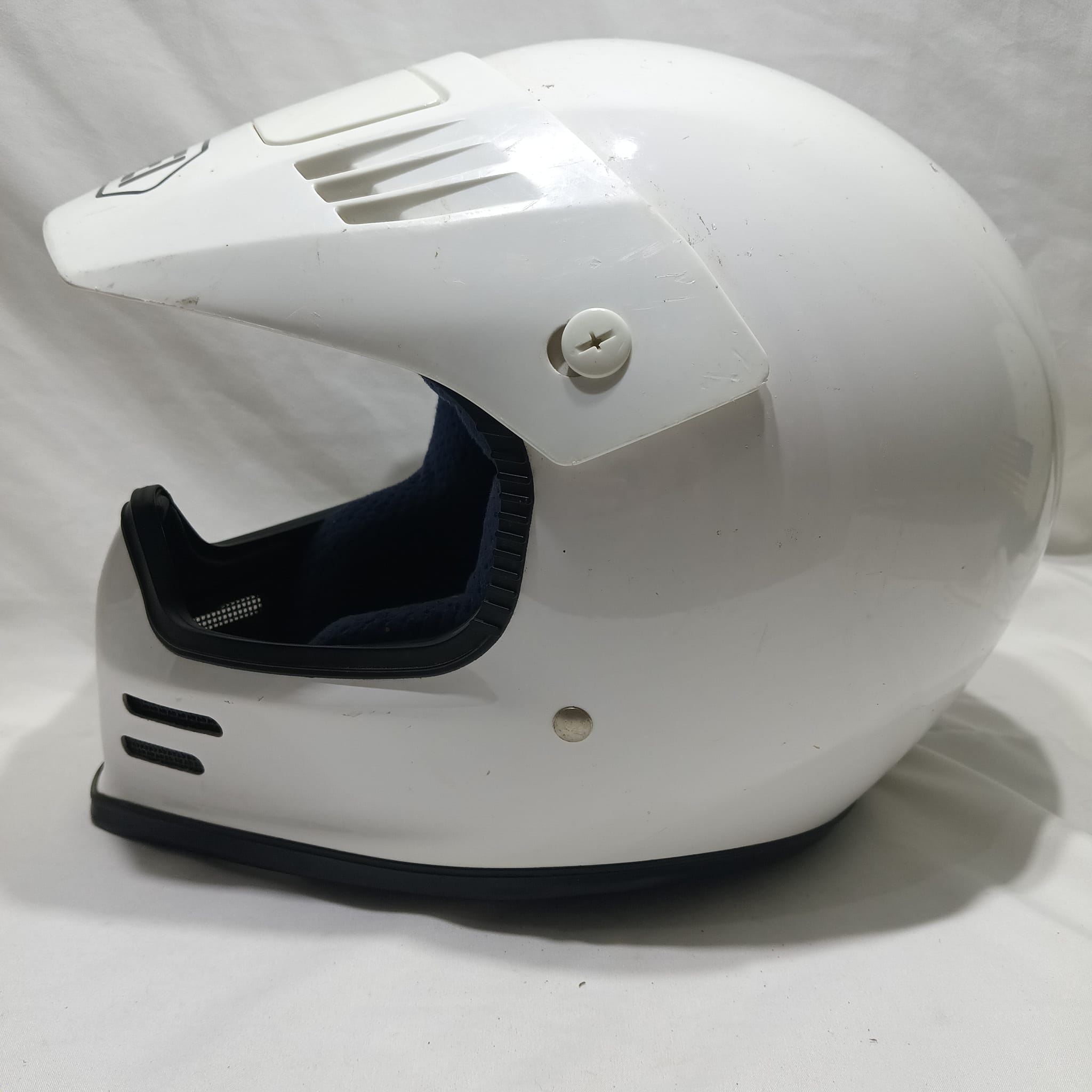 What model is this vintage motocross helmet?