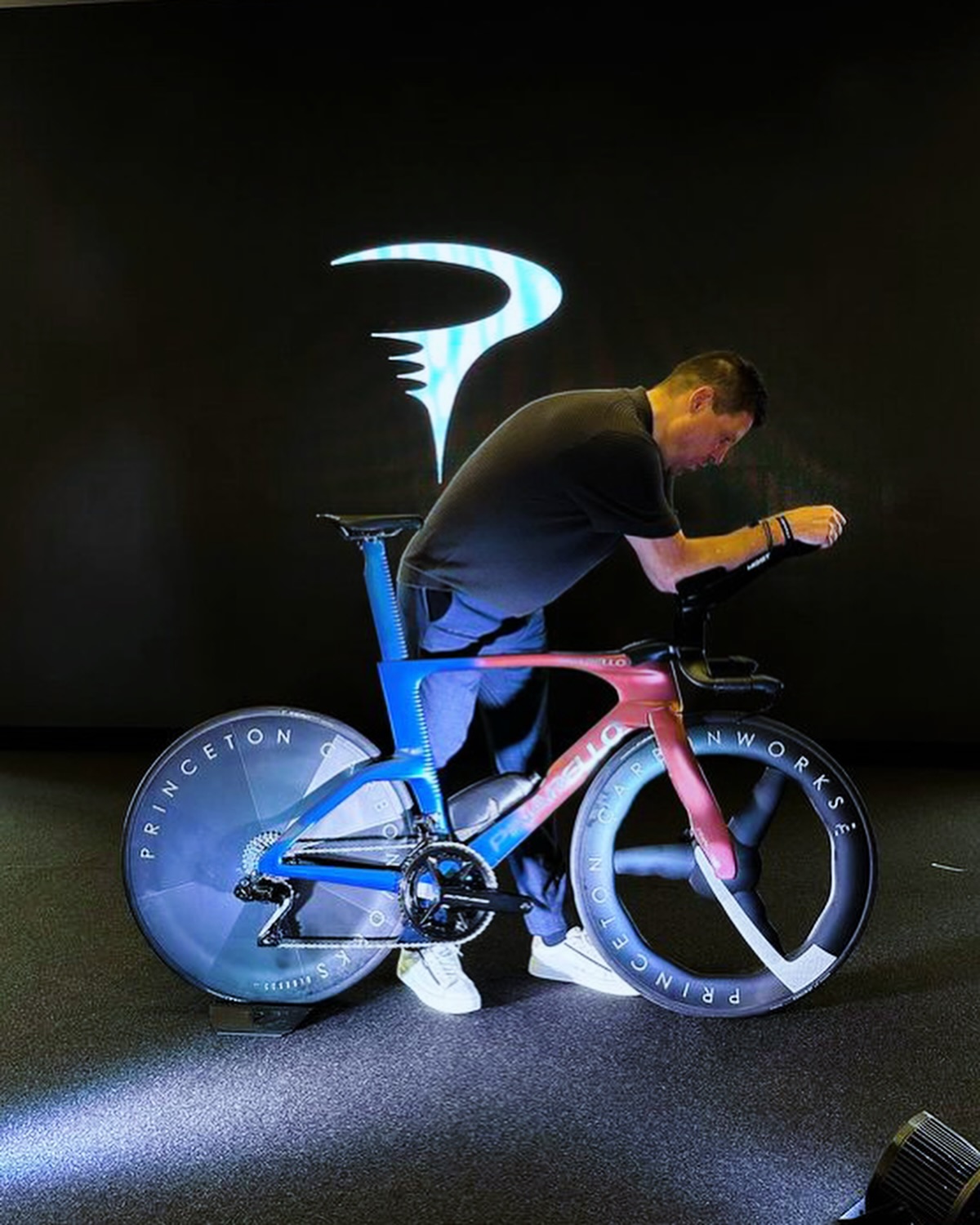 urban bike holland Micargi V7 Female 28