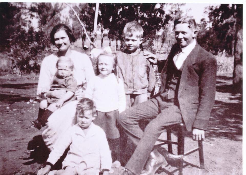 The Family Tree of Joseph Ridgeway Edwards and Edith Willmott