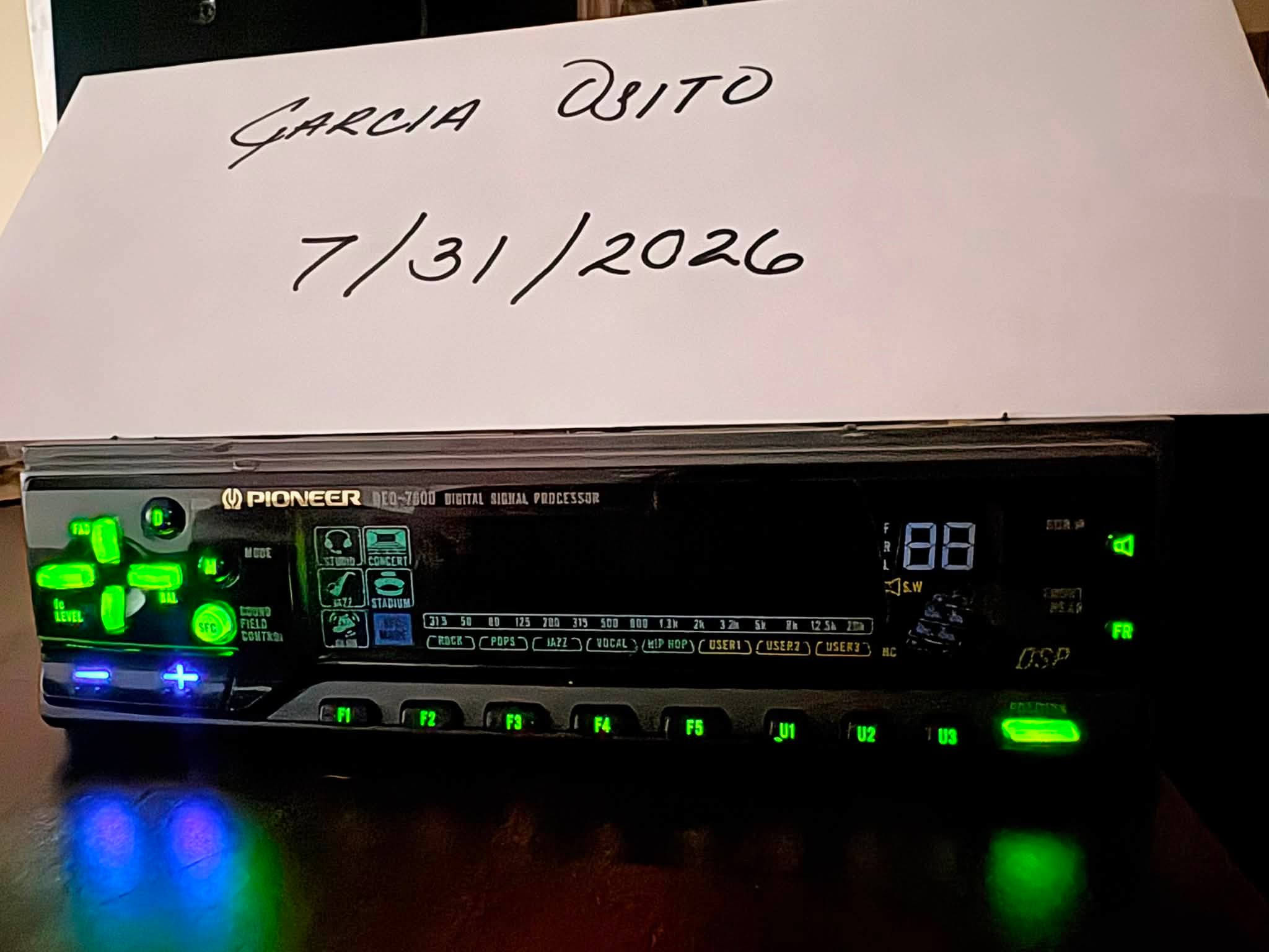 For sale complete set: - Pioneer DEQ P7650 DSP Processor