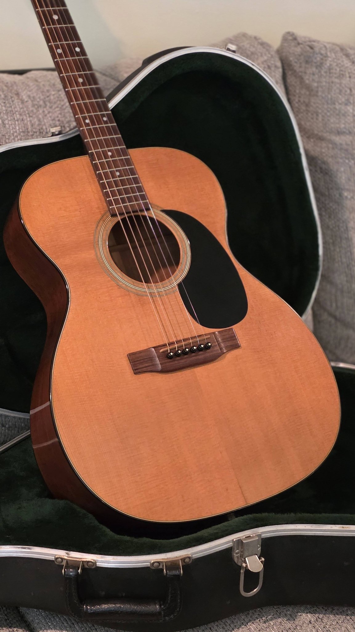 Recording King RD-27 impresses despite high-end alternatives