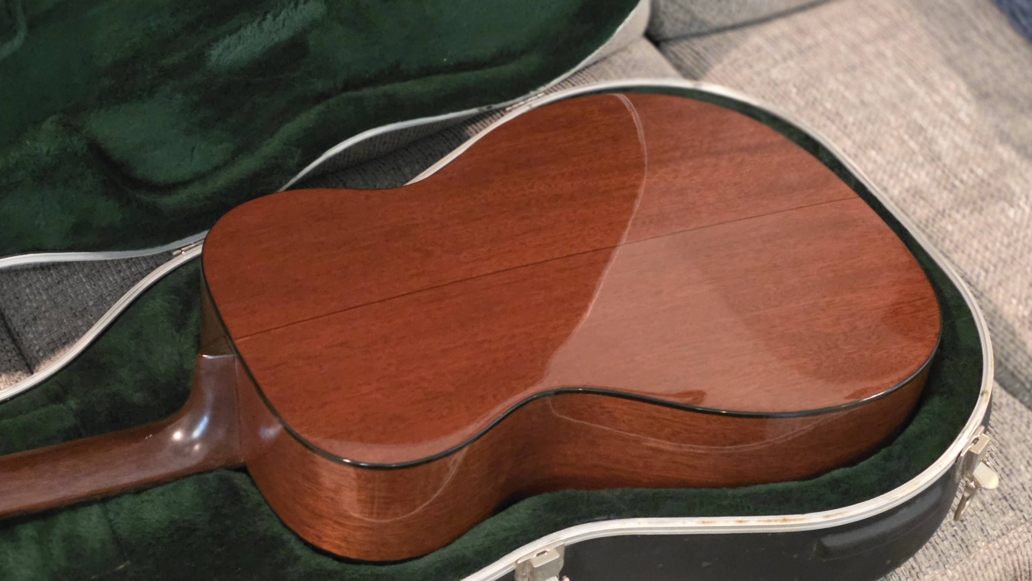 Recording King RD-27 impresses despite high-end alternatives