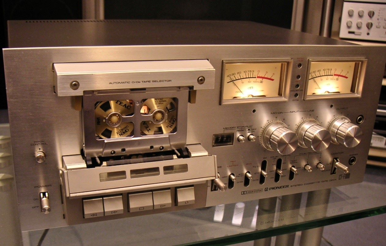 Pioneer CT-700 (1979) Stereo Cassette Deck