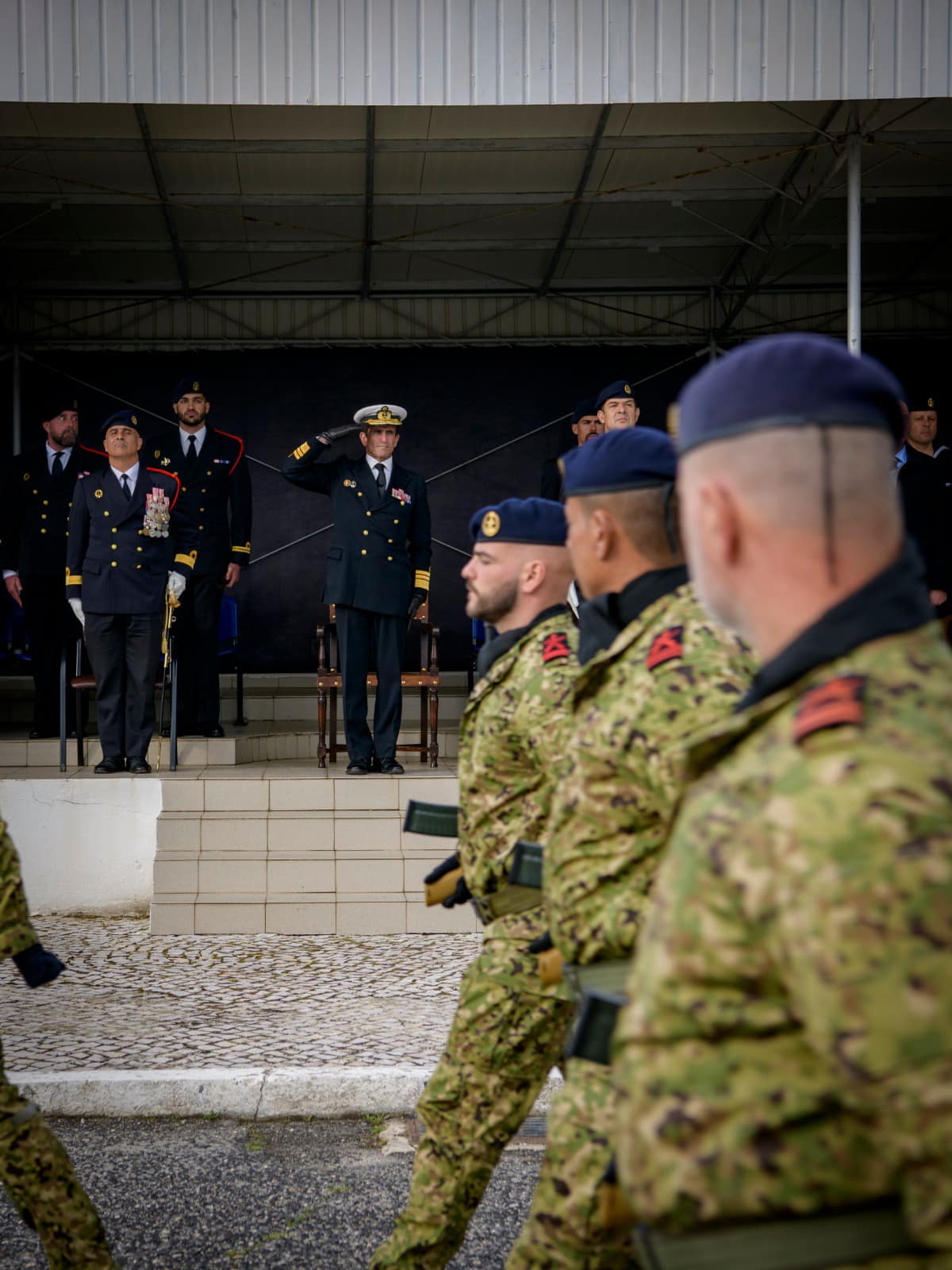 marinha-fuzileiros-recebem-estandarte-nacional-para-nova-miss-o-na