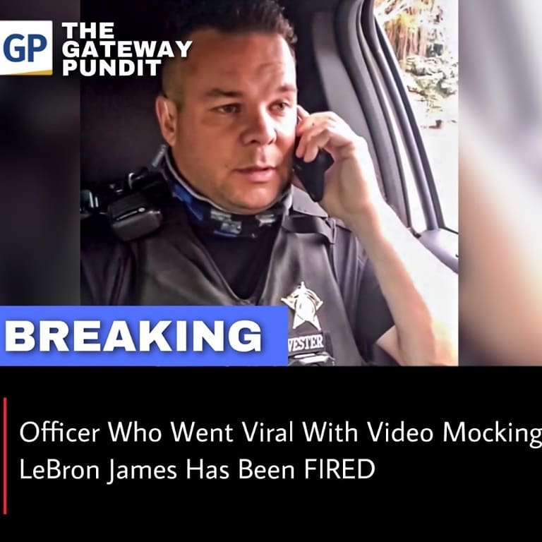 Carpe Donktum - The police officers that kneeled to BLM... | Facebook