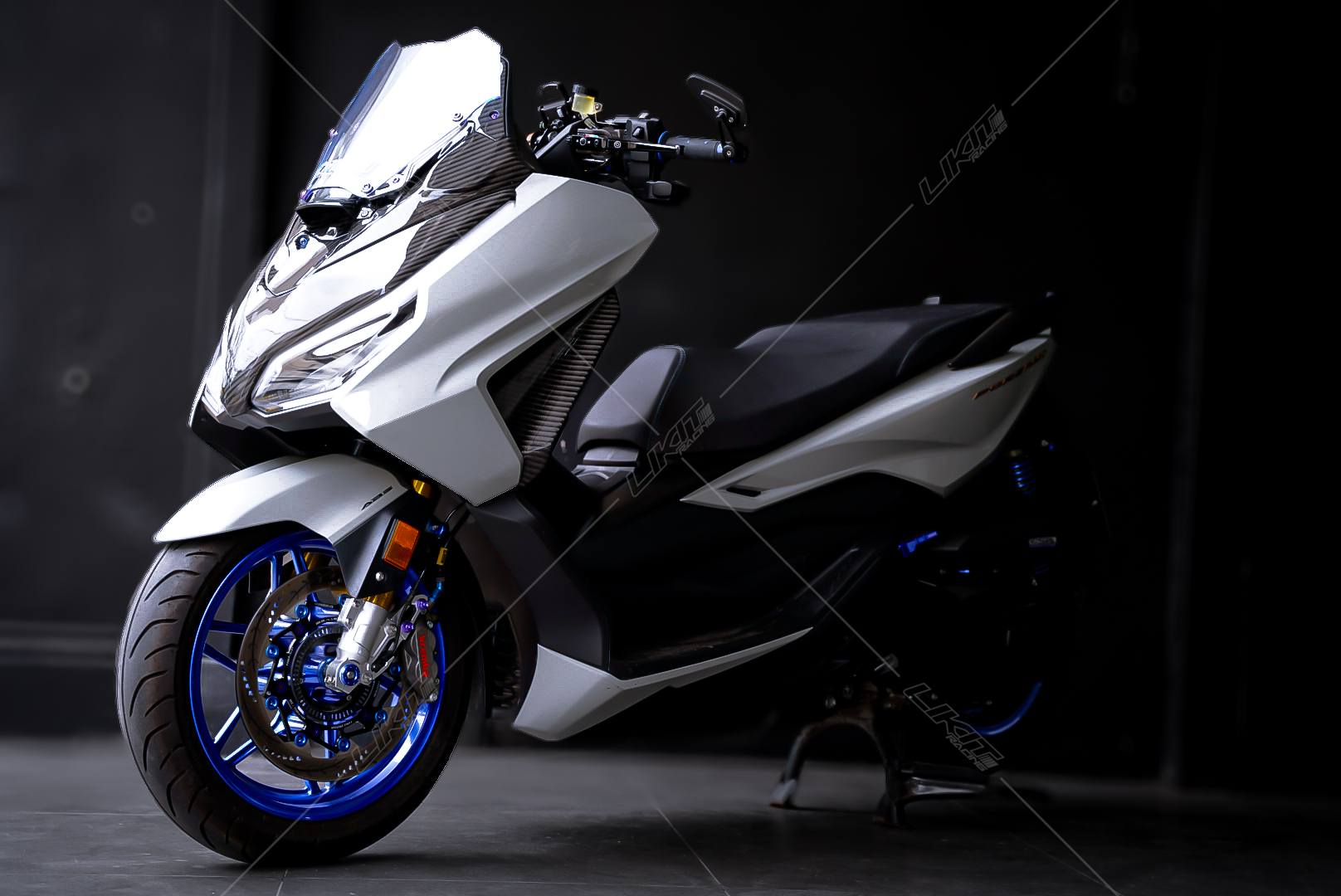 จัดเต็มระบบกับ Forza 350 จัดชุดเบรค Brembo เต็มระบบ พร้อมกระบอกโช๊ค และ ...
