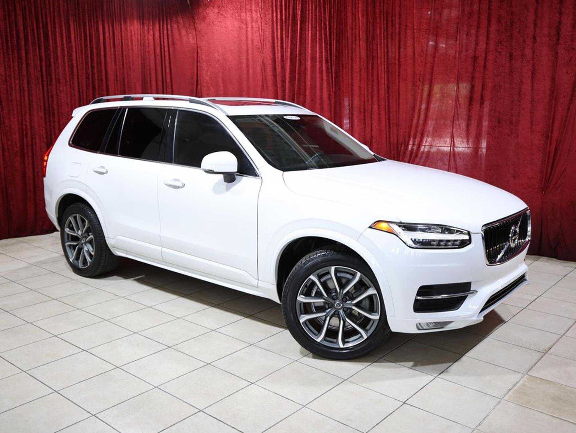 2019 Volvo XC90 T5 Momentum. This pre-owned 2019 Volvo XC90 has