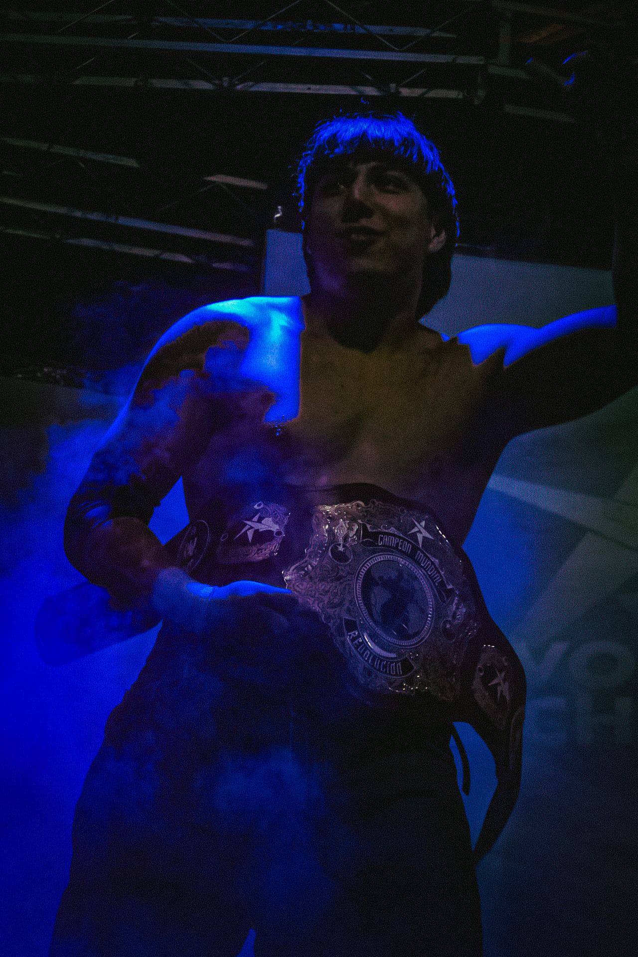 Revolucion - 🚨🚨Nuevo campeón Mundial de Revolución Lucha Libre🚨🚨 ha ...