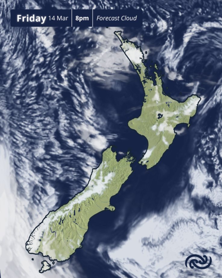MetService - 🌕🔴🌕 Does the moon normally do that? A blood moon rises ...