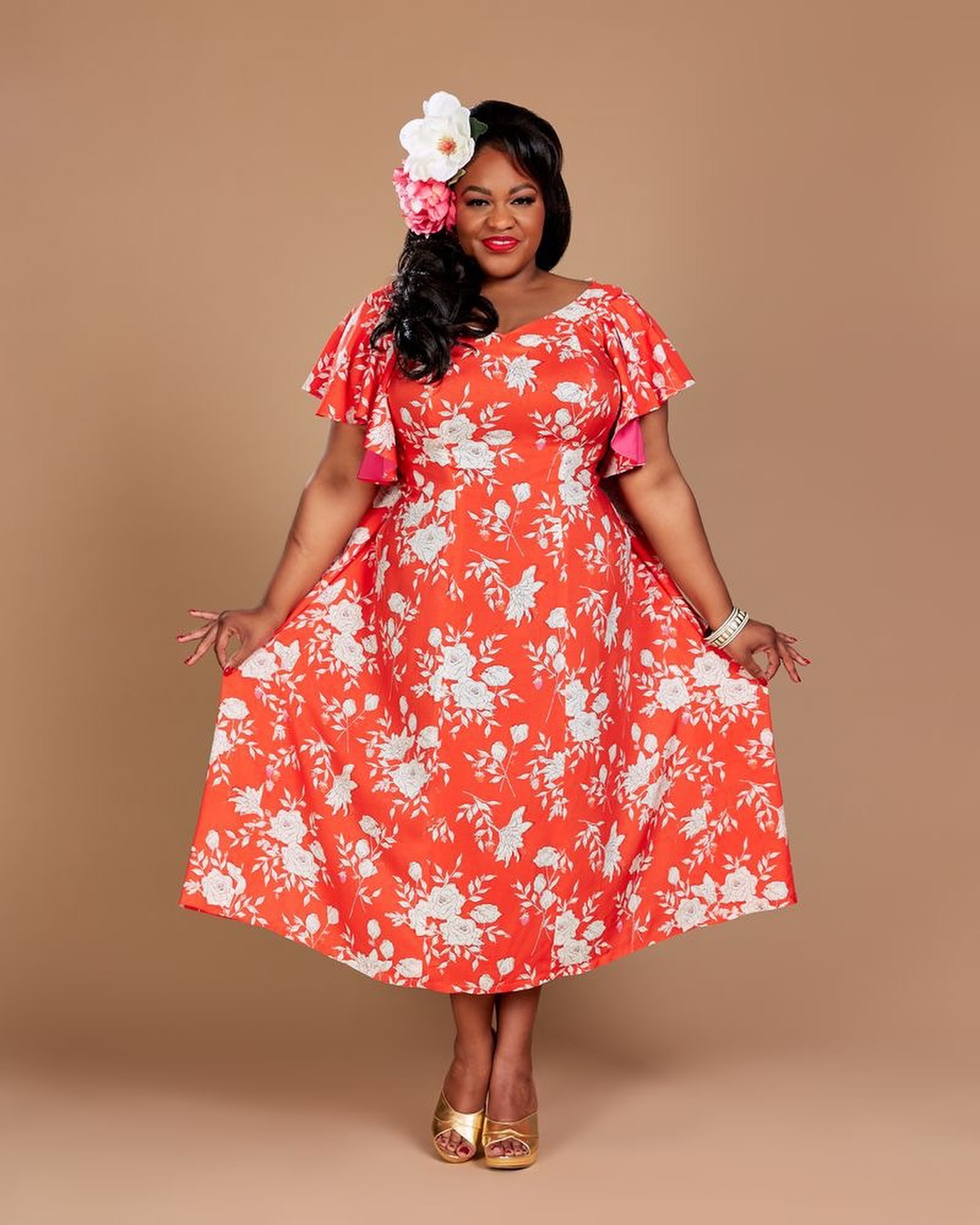 vintage waterfall dress Mabel in Wildflower | 1940s Style Dress length dress from Alie Street is made from a resilient fabric Reclaimed Vintage floral corset waterfall