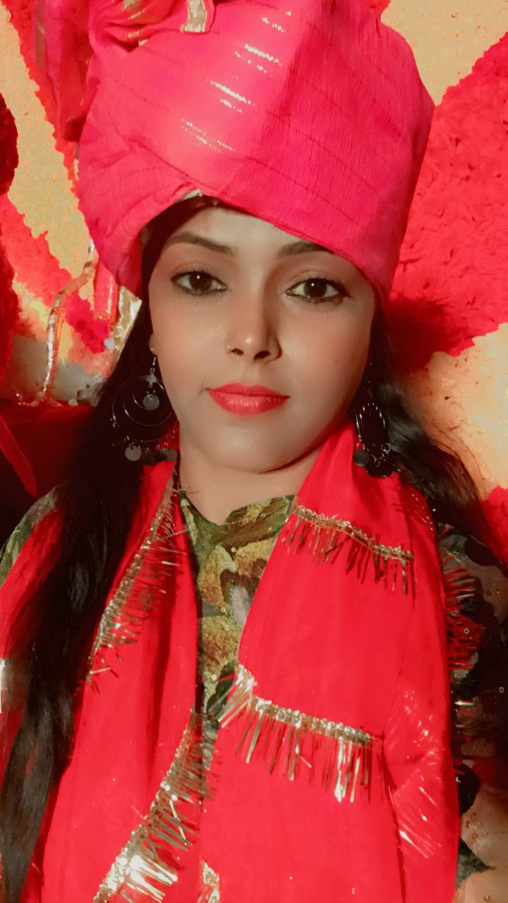 Singer Rani Pandey