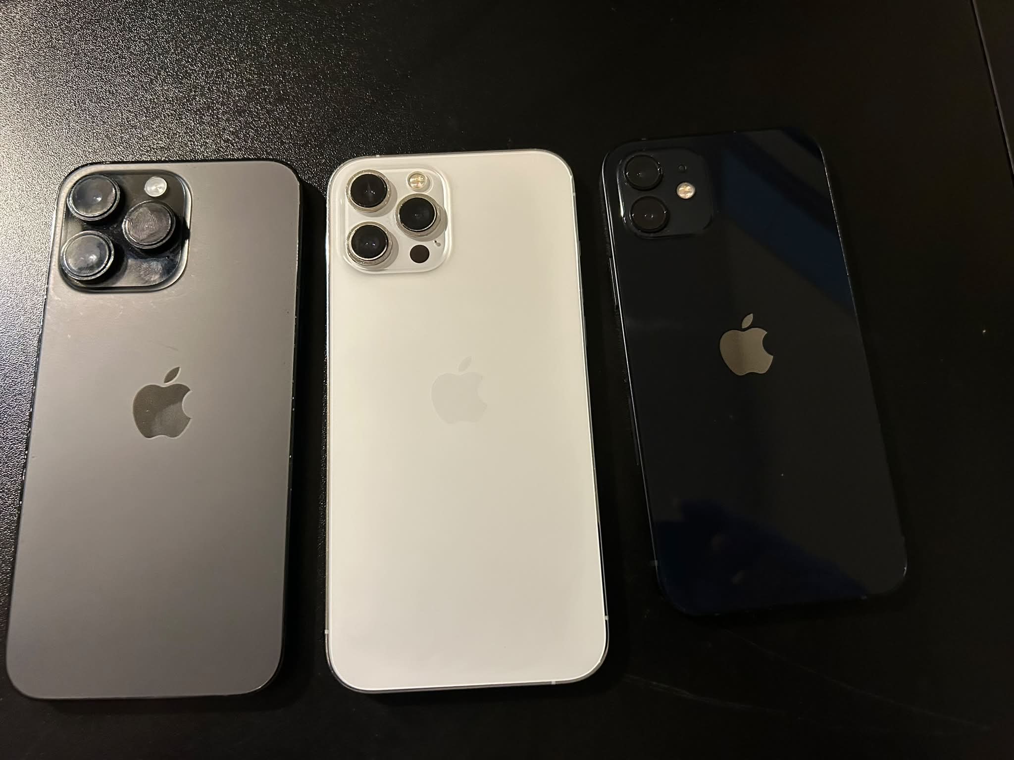 14 pro max 475$ 12 pro max 325$ iPhone 12 220$