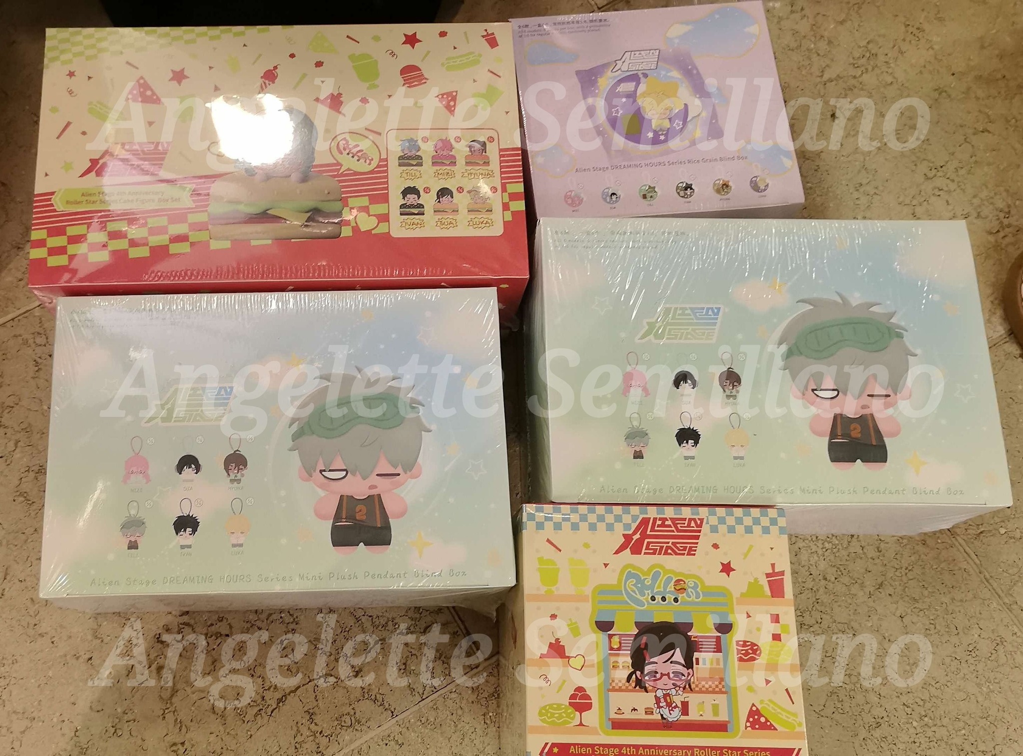 PRE] ILLIT 2nd Debut Anniversary Official MD - ตุ๊กตา Plush Doll