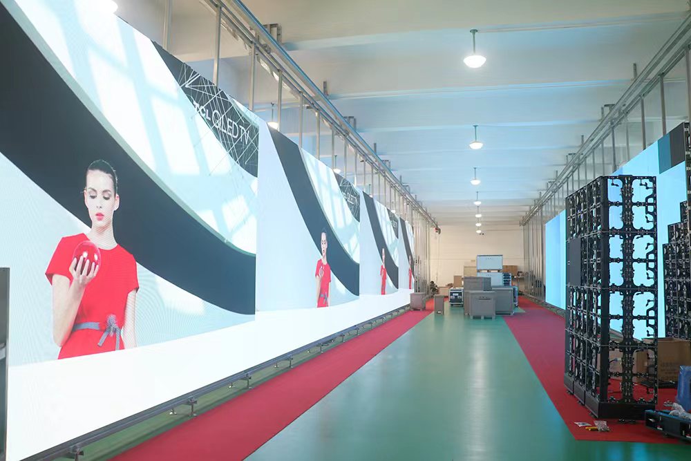 Longvision LED Display