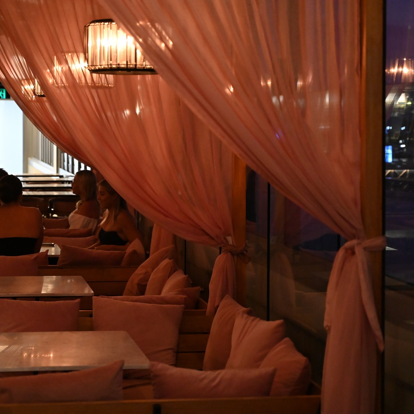 Circa Rooftop - a little bit of luxury on a rainy day 🍸🍴🌇... | Facebook