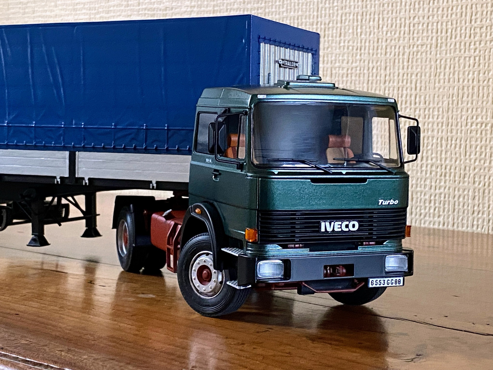 From Globe-trotter : Iveco 190-38 1/24 réf 767 Send your Italeri 