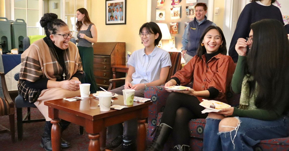 Smith College - Tea, treats, and thoughtful conversation!... | Facebook