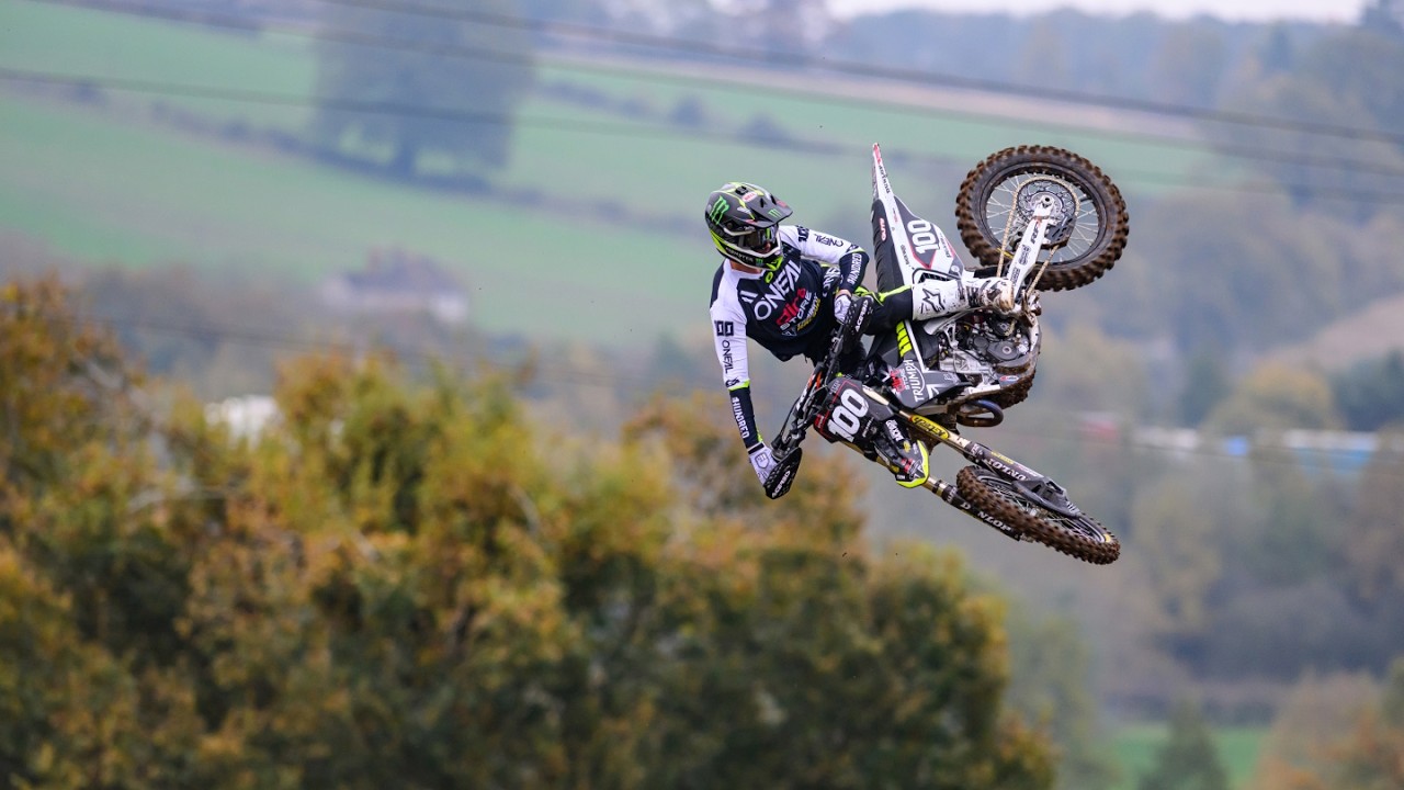 Dirt - 📺 Tommy Searle heads to Mel Pocock's track and churns out the ...