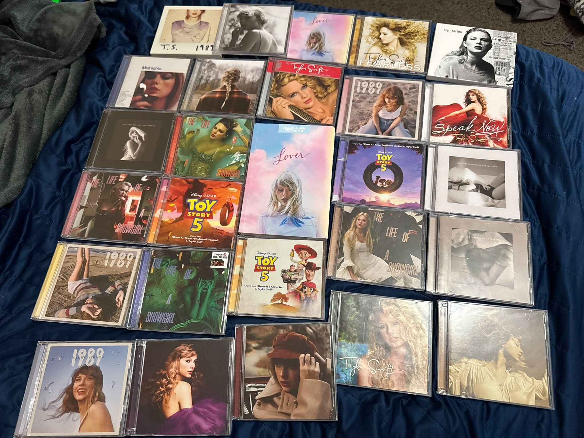 My collection is almost complete I just need red 🎉♥️