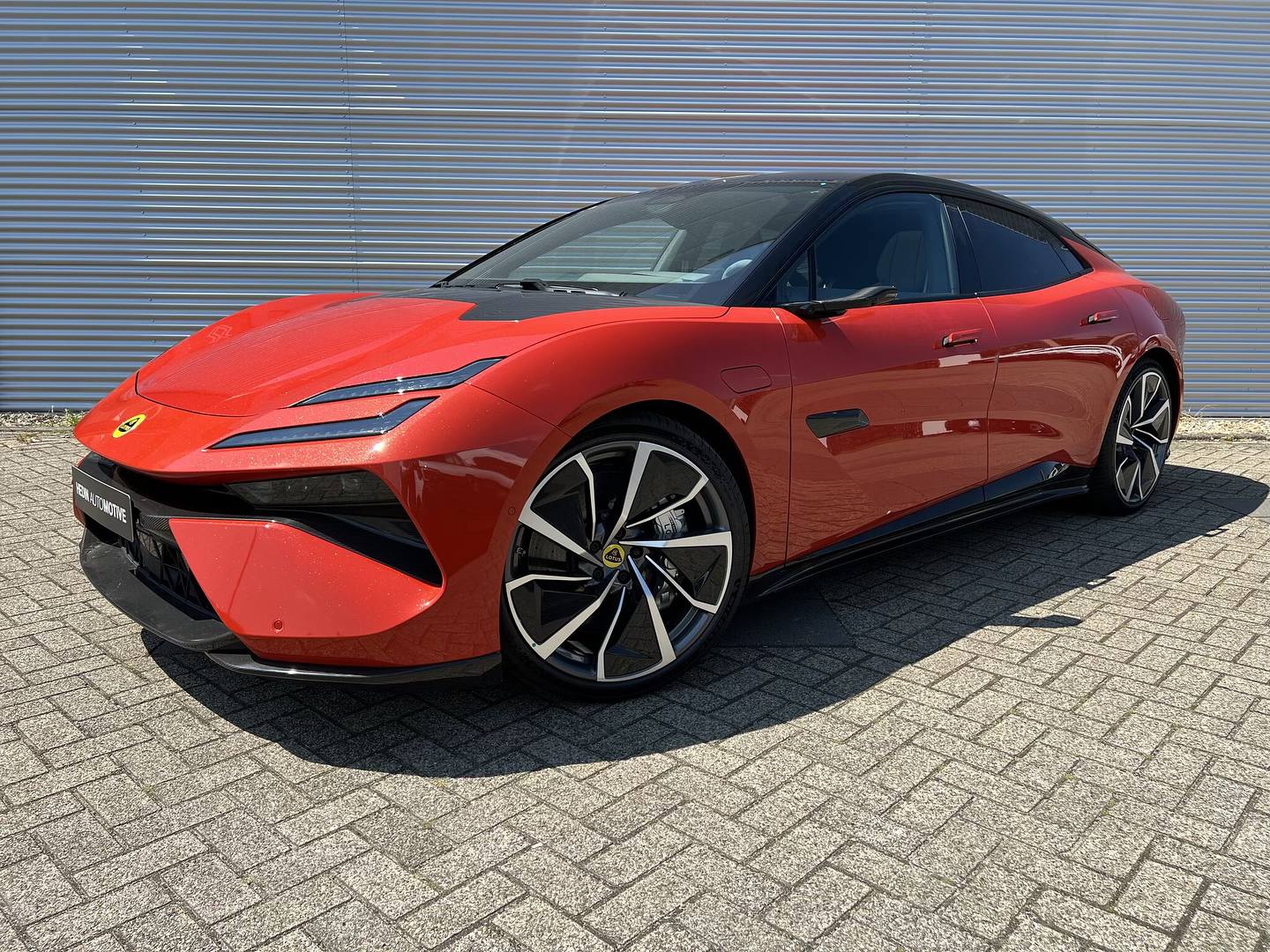 De Lotus Emeya is binnen😍 Deze luxe... - Hedin Automotive NL | Facebook