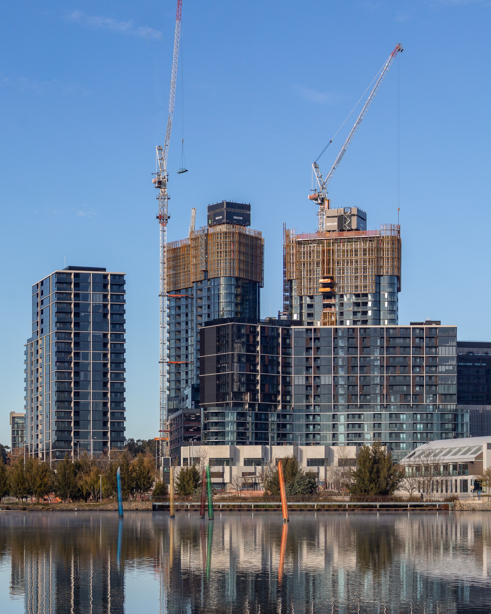 Canberra Through The Lens