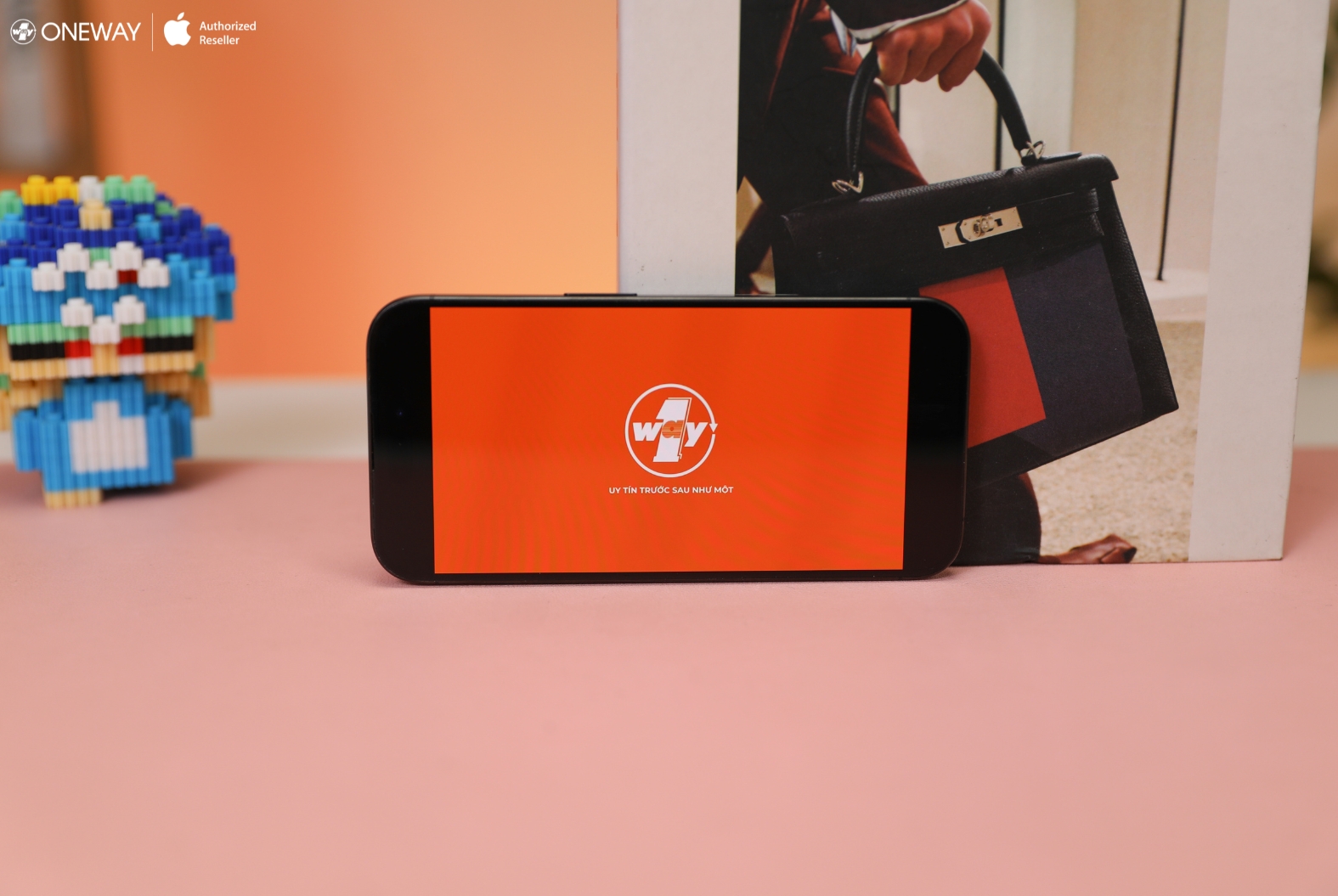 Oneway - ⚡ Màn hình viền siêu mỏng, ProMotion 120Hz mượt mà iPhone 15 ...