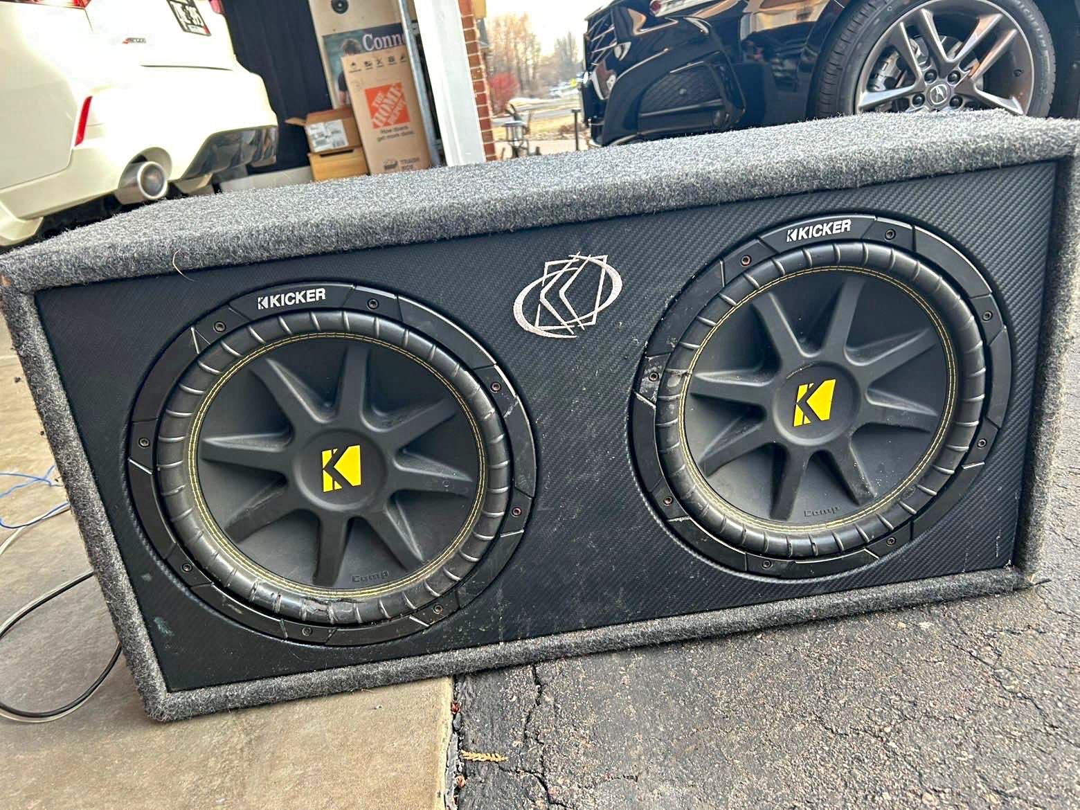 2 Kicker Comp 12” Subs + 1100W Amp + Capacitor (Complete Bass System ...