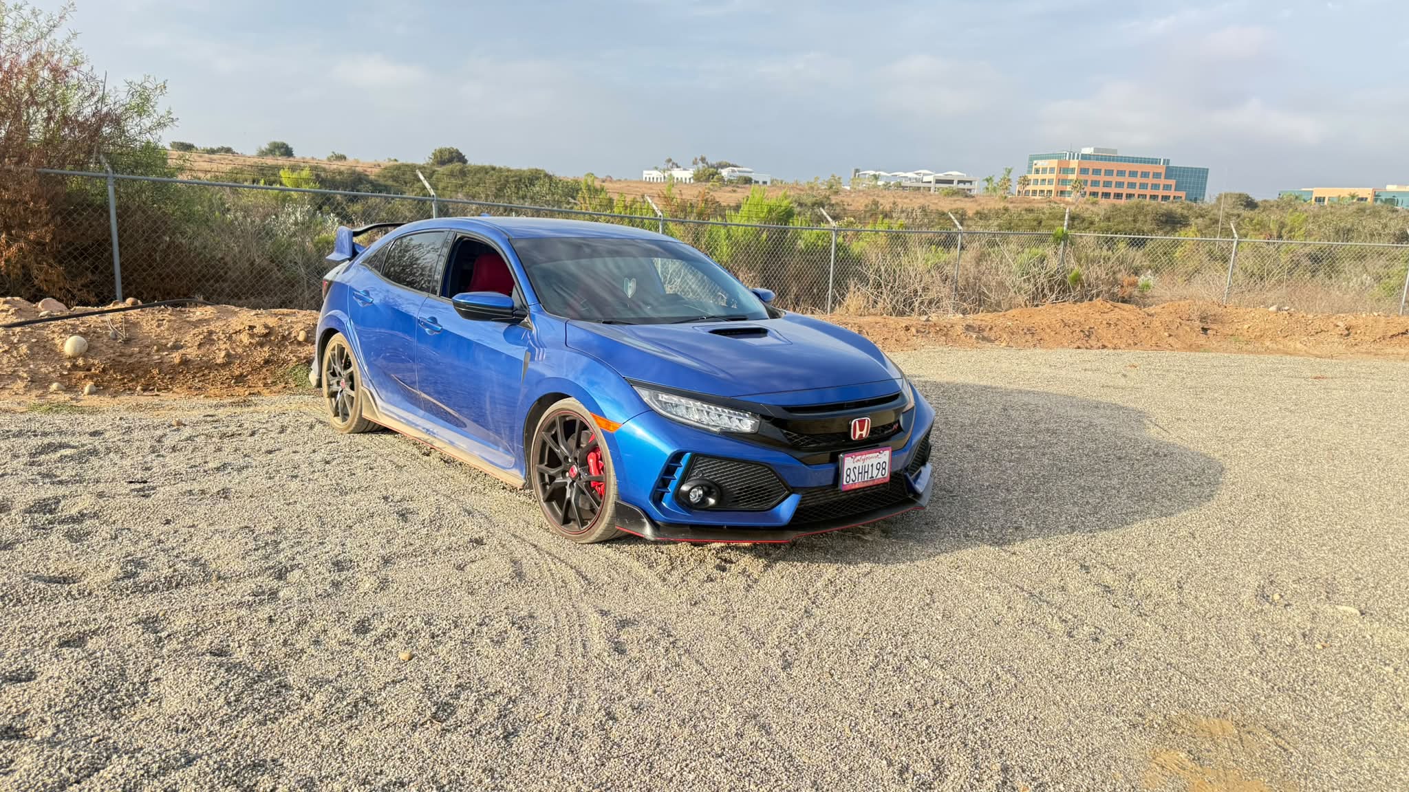 What are the differences between pre-facelift and facelift FK8