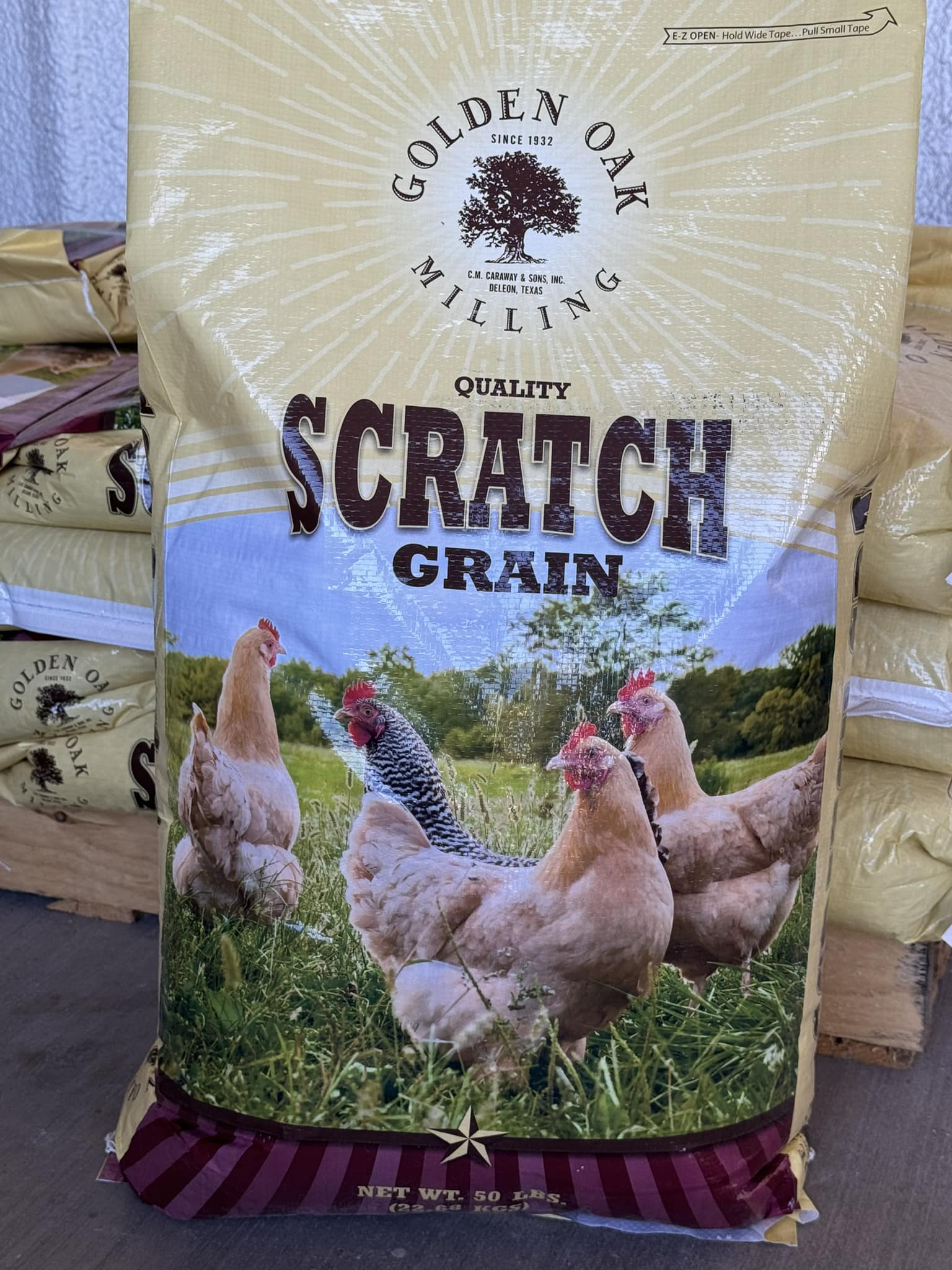 Premium Cracked Corn Feed - Chicken Scratch For Birds, Squirrels, Deer & Poultry