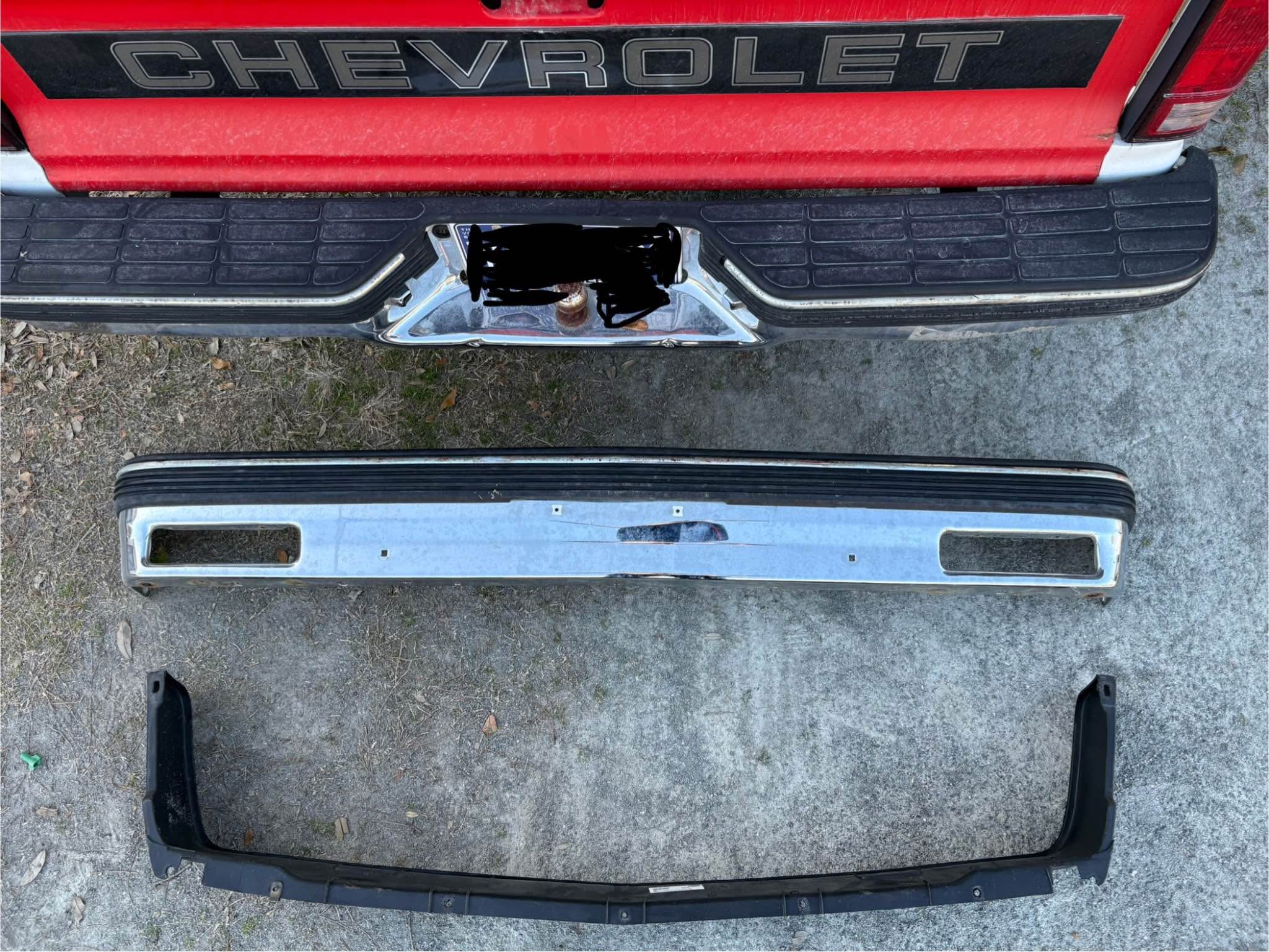 1993 s10 chrome bumpers and valence - Car Exterior Parts - Seymour