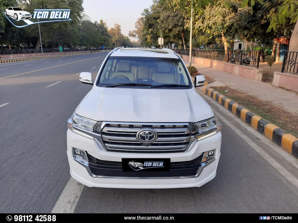 Toyota Land Cruiser Premium Edition Model- 2019 Driven- 28000 KM