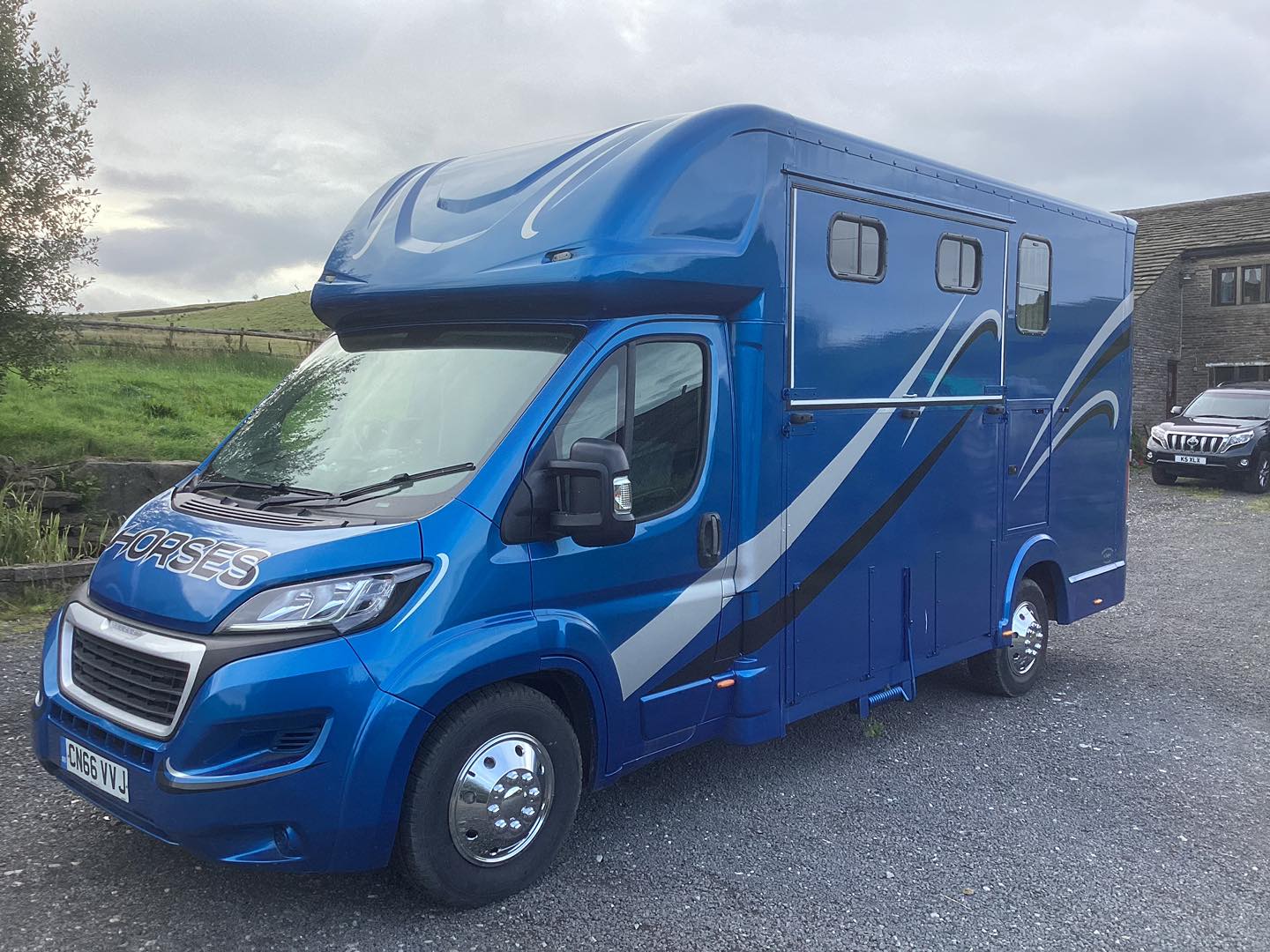 a-stafford-peak-horsebox-conversions-glossop