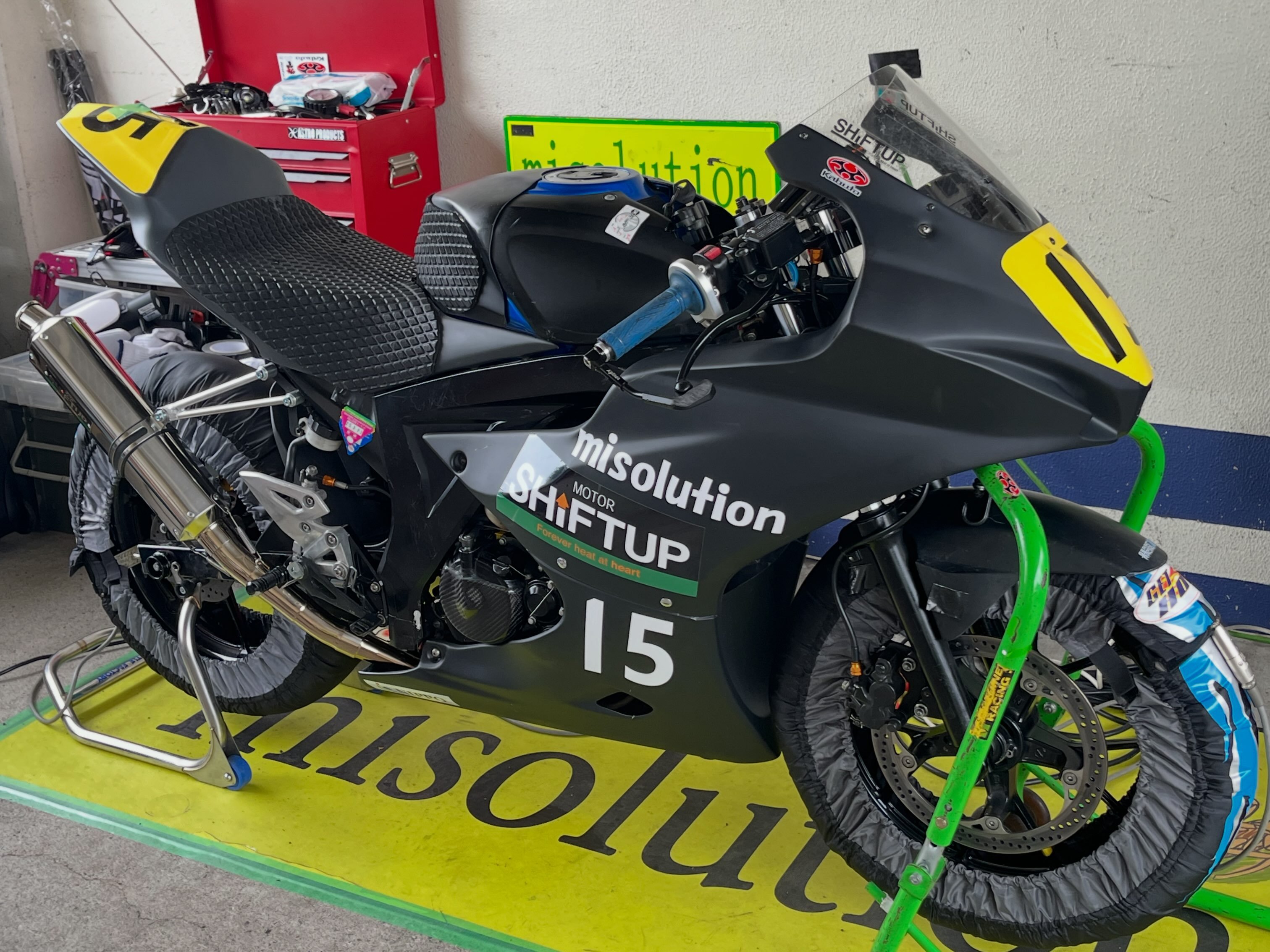 GSXR125用 レーシングマフラー 3月上旬頃入荷予定となり、 ご予約の