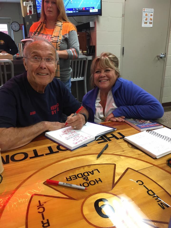 Nashville - Chief Bobby Connelly at the book signing for his book ...