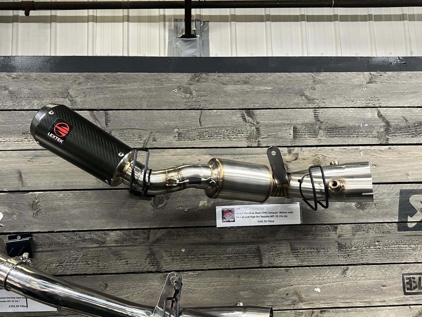 M4 Exhaust MT-10 16-24 スリップオン カーボン