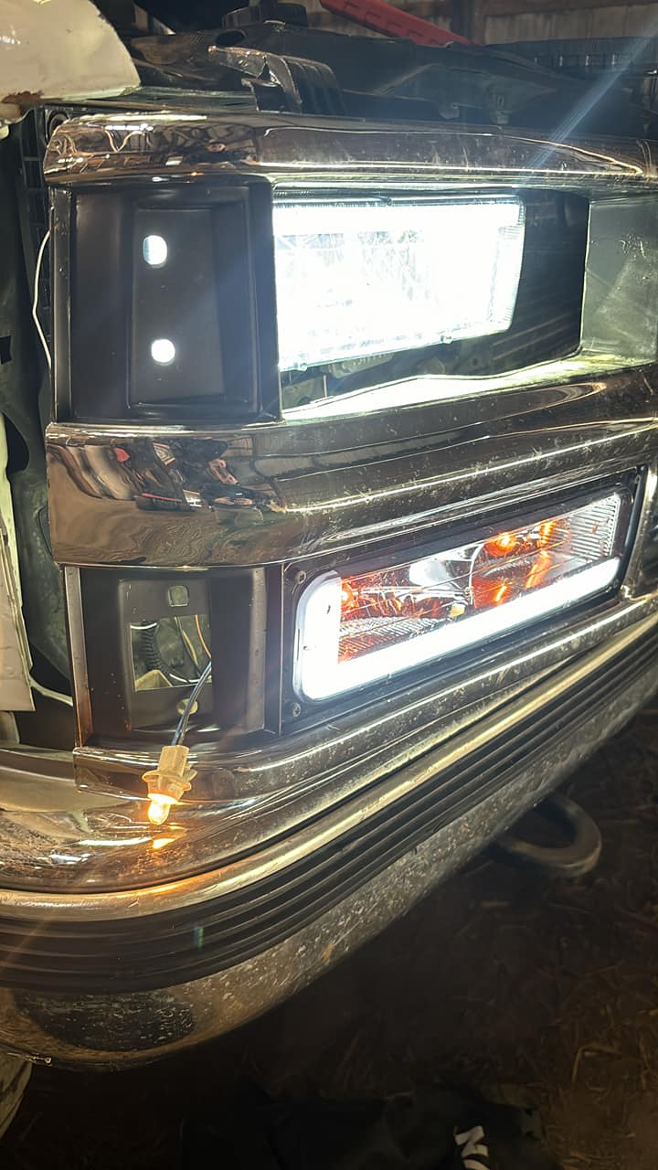 MOSTPLUS Pair Clear Reflector Headlights For 07-14 GMC Sierra 1500 Turn Signal Upgraded